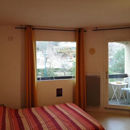 Studio "Le Rigaou" Gréoux-les-Bains Zewnętrze zdjęcie