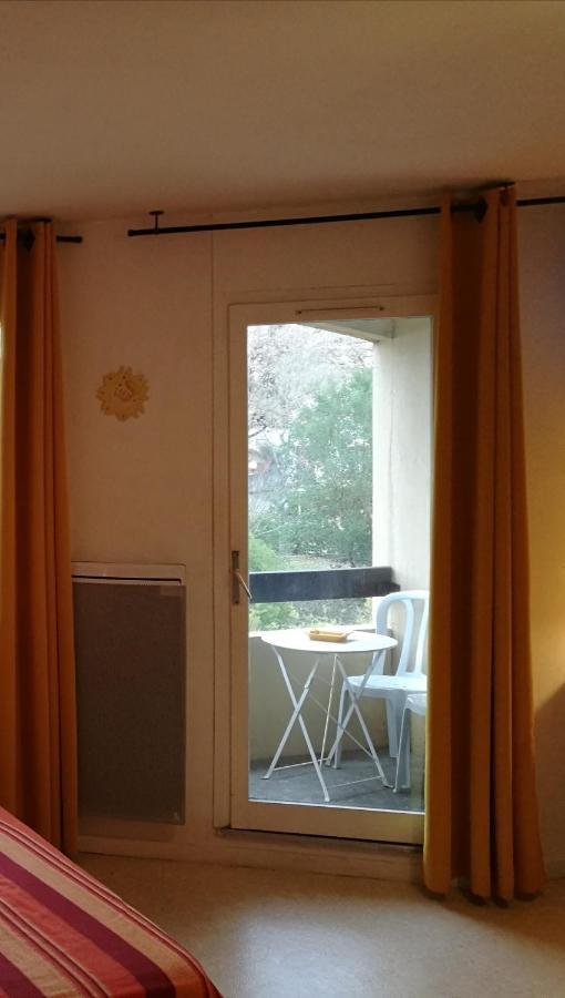 Studio "Le Rigaou" Gréoux-les-Bains Zewnętrze zdjęcie