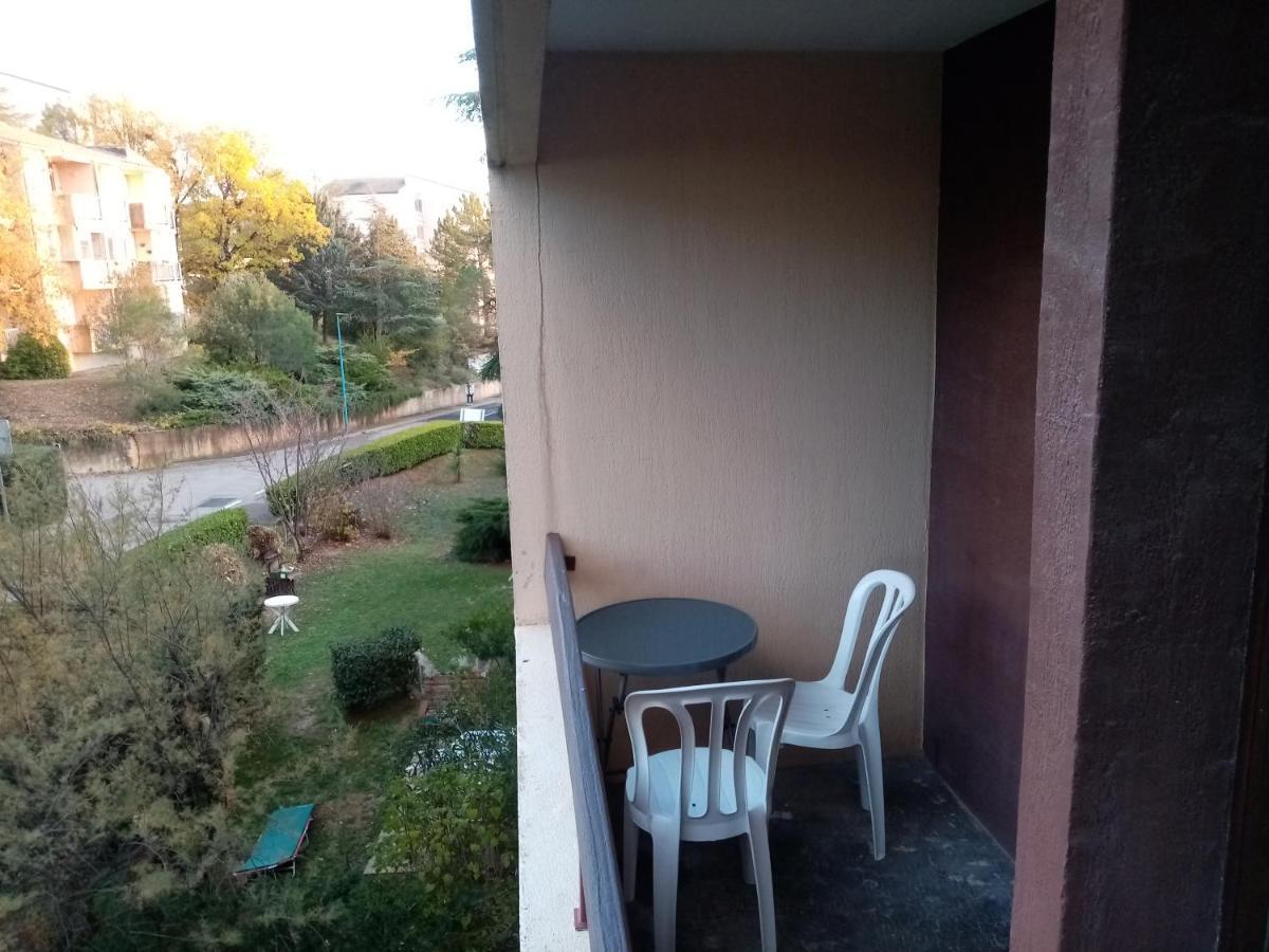 Studio "Le Rigaou" Gréoux-les-Bains Zewnętrze zdjęcie